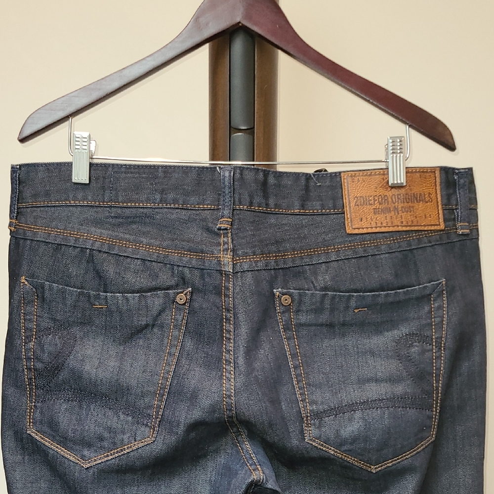 2DIEFOR Mens Classic straight Leg Indigo Jeans Sz 38x34